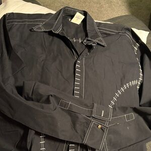 Men's Black Casual Button-Down Shirt with Contrast White Stitching